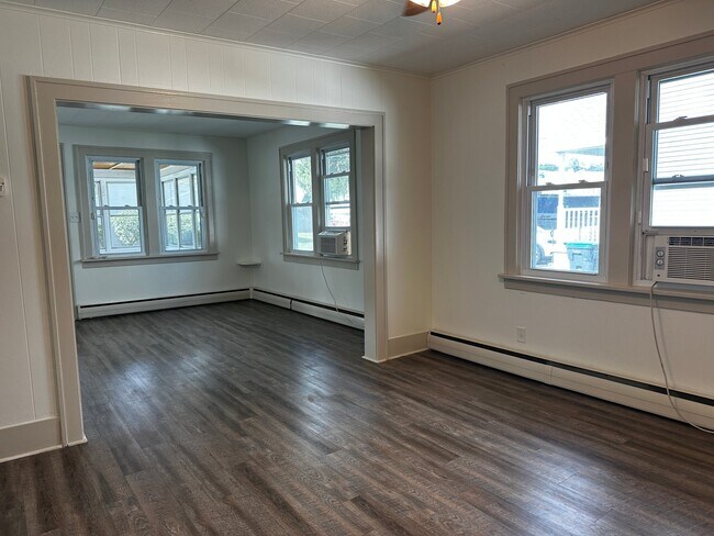 Foto del edificio - 8 Old Pine Ave