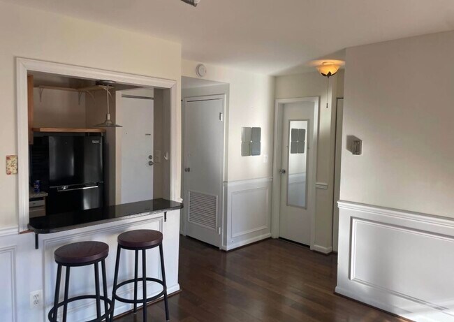 Foto del edificio - 6001 Arlington Blvd