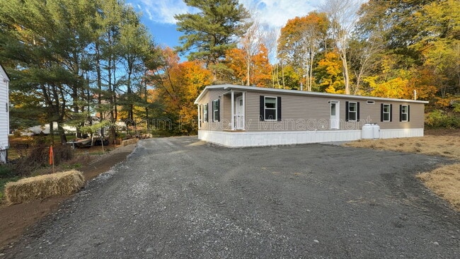 Building Photo - 18 Abbott St