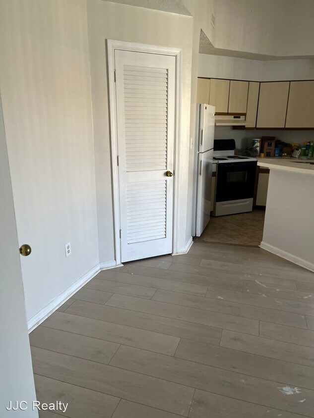 Primary Photo - 2 br, 1.5 bath House - 77 Cape Dorey