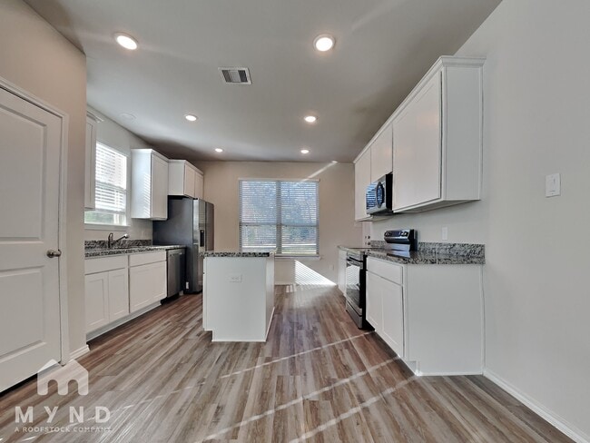 Building Photo - 11731 Miller Cir