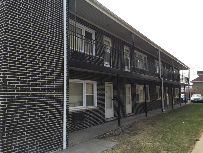 Building Photo - 4651 W 63rd St