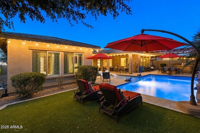 Foto del edificio - 3781 E Chestnut Ln