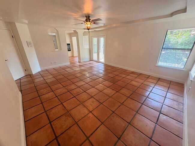 Foto del edificio - 5339 W Sweet Ct