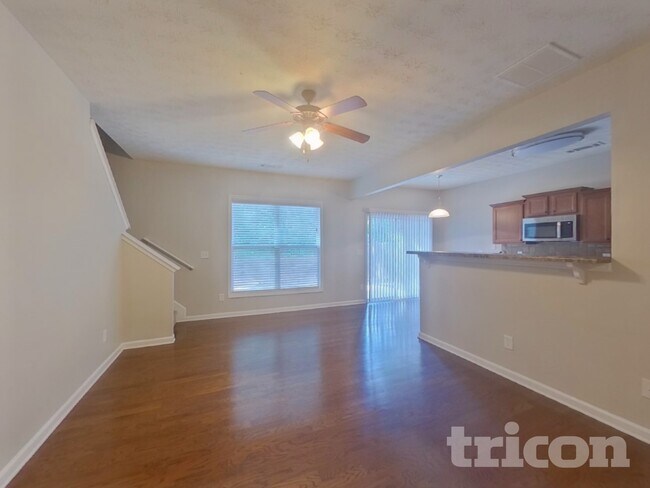 Foto del edificio - 750 Mountain Laurel Dr