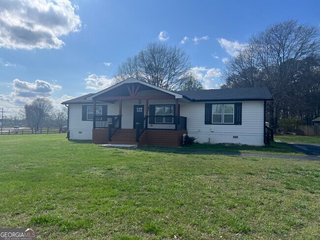 Foto del edificio - 318 Willowwind Dr