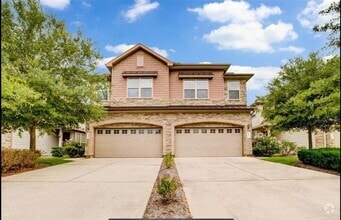Building Photo - 42 Aventura Pl