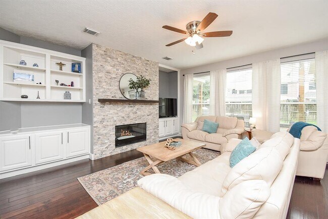 Foto del edificio - 4134 Starboard Shores Dr