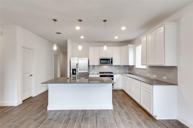 Building Photo - 13220 Baccarac Ln