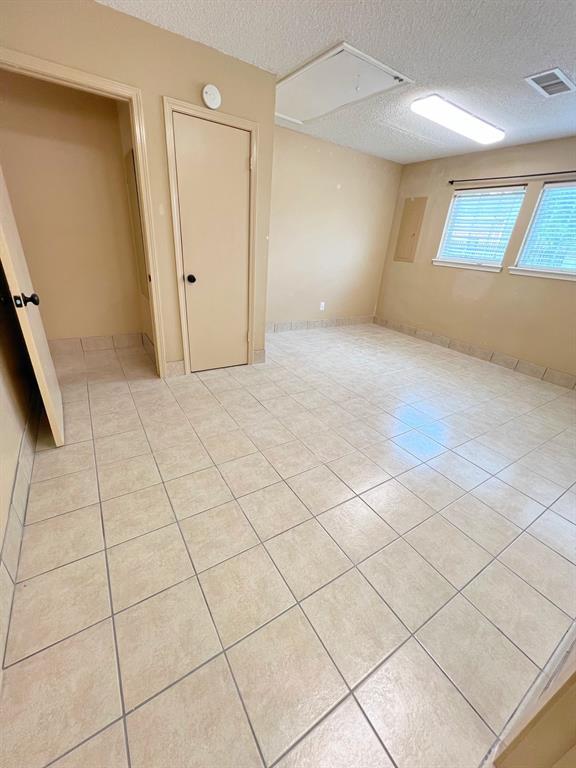 Foto del edificio - 3512-Broadway 1/2 1st St