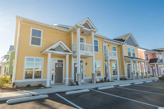 Building Photo - 3530 Pampas Dr
