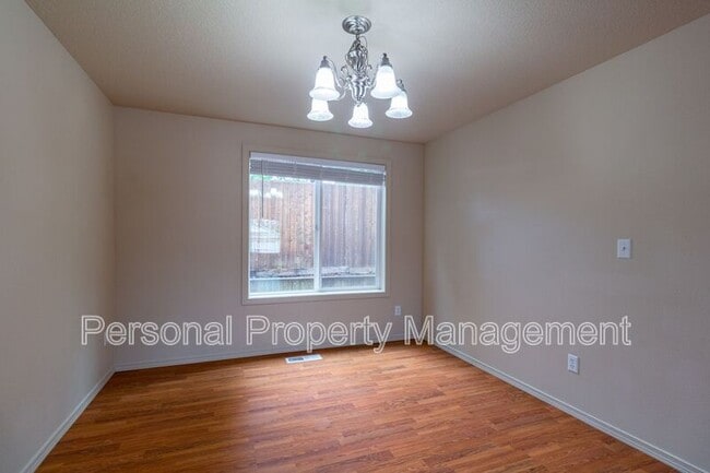 Building Photo - 7905 NE 64th Street