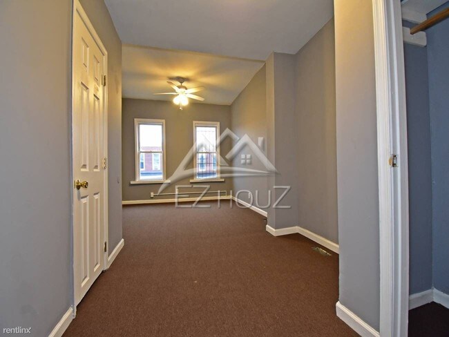 Building Photo - 314 N Robinson St