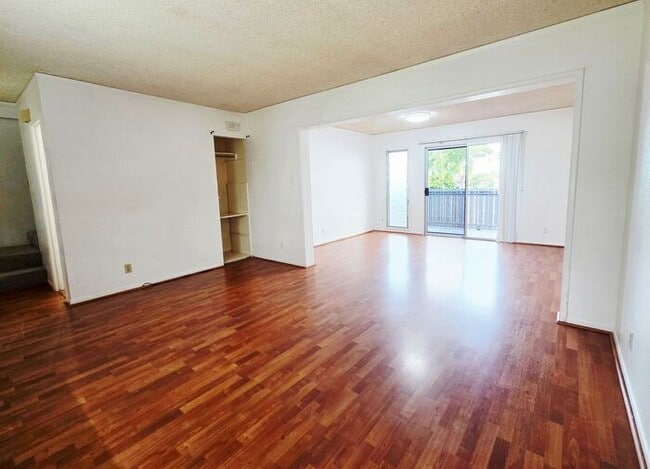 Building Photo - Ridgeway - Aiea: 3 Bed, 1.5 Bath Townhome w/ 2 assigned parking
