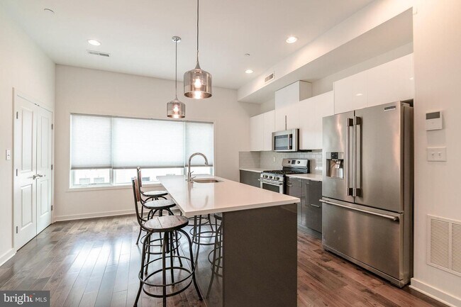 Foto del edificio - 1213 Pennock St