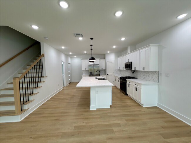 Foto del edificio - 1806 Benson St