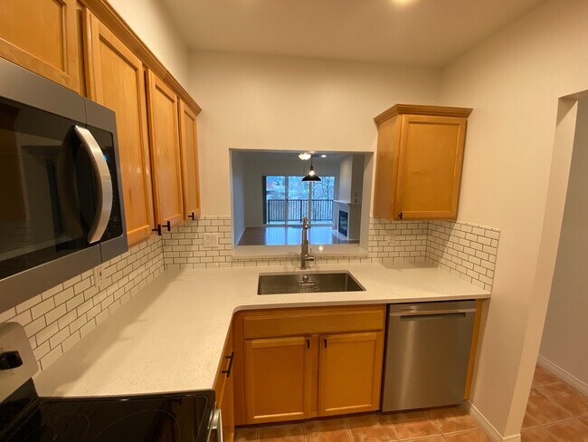 Building Photo - 12439 Totem Lake Way