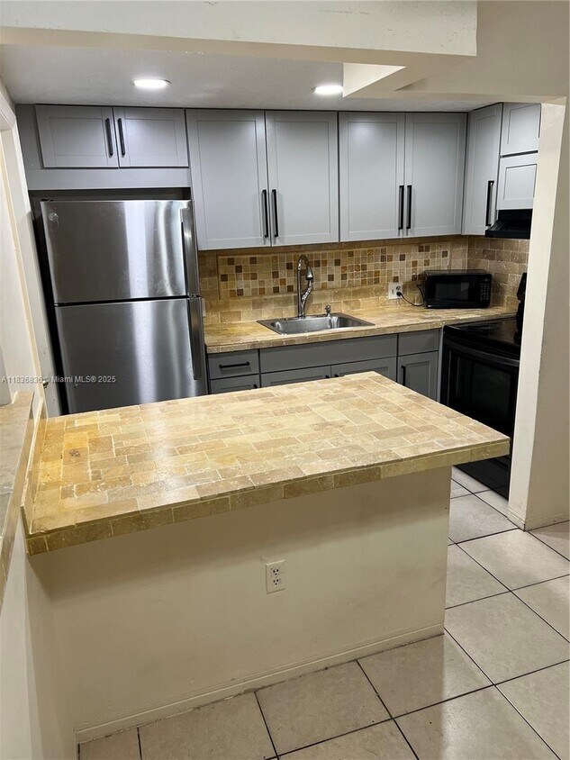 Foto principal - 1515 NE 125th Terrace