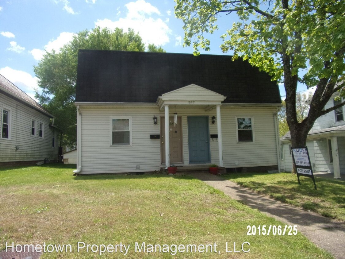 Primary Photo - 1022 Lakeview Dr