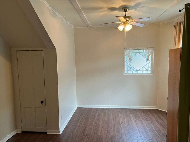 Building Photo - "Charming 2-Bed Oasis in the Heart of Moscow, ID – Cozy 764 Sq Ft Haven!"