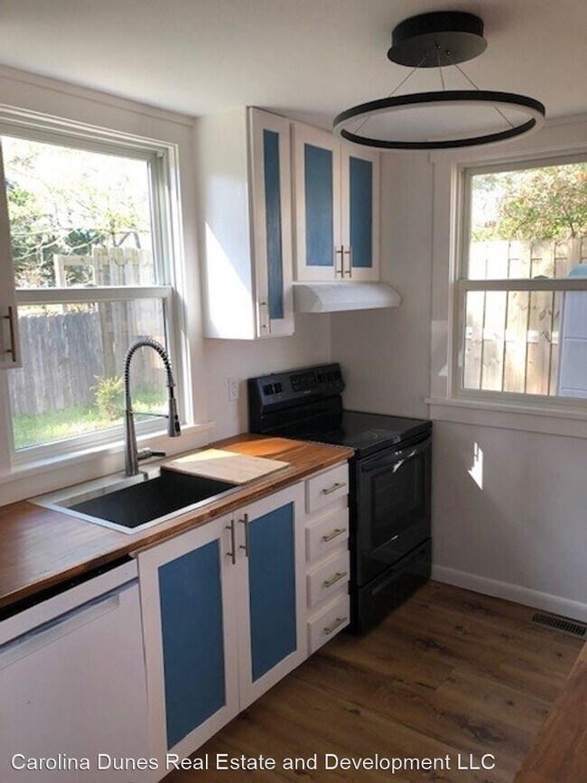 Foto del edificio - 1 br, 1 bath House - 107 B Etheridge Road