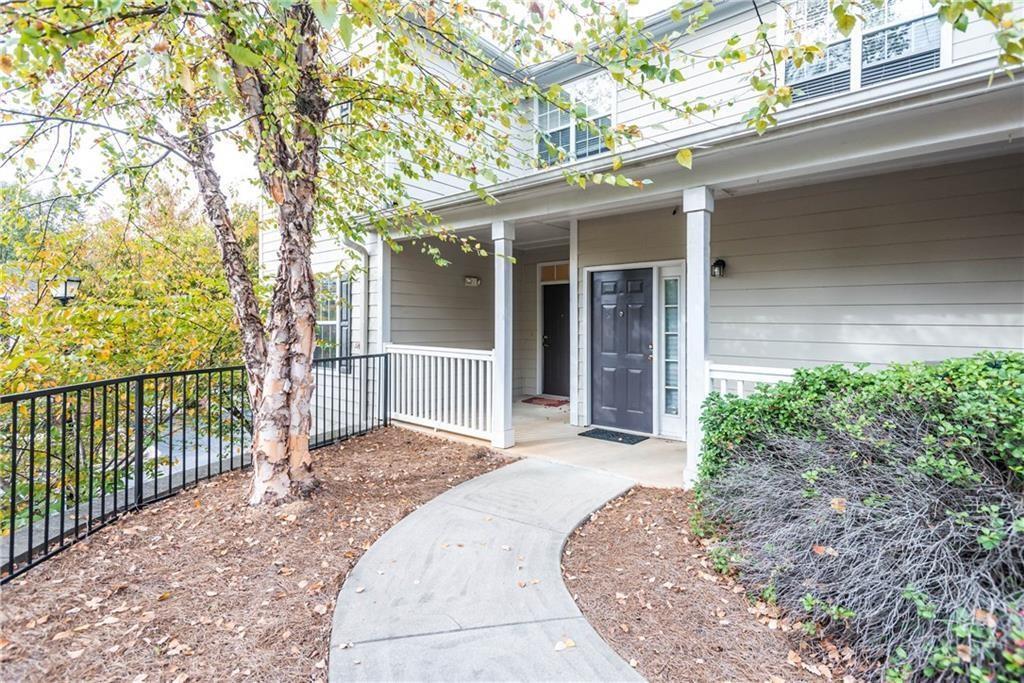 Foto principal - 8102 Woodland Ln
