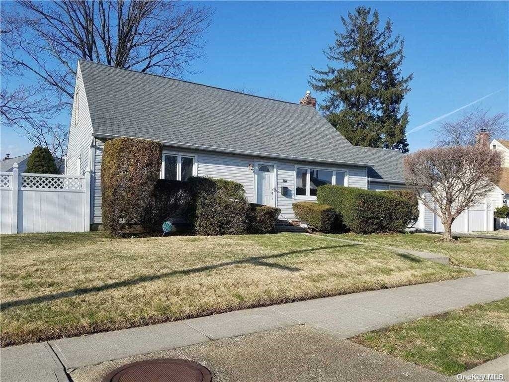 Primary Photo - 1 Cheshire Ave