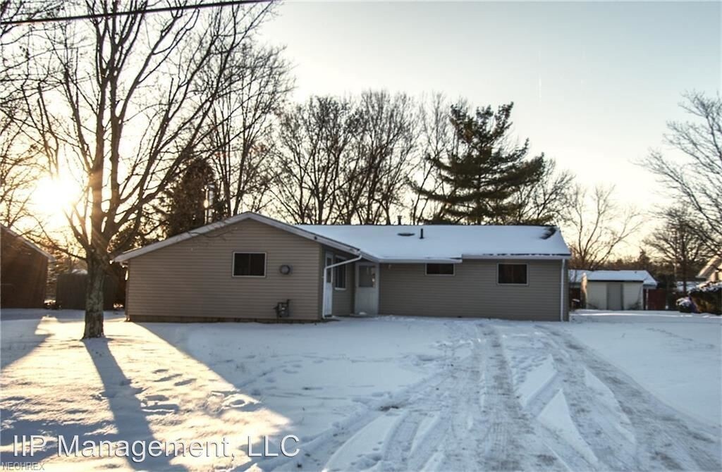 Primary Photo - 3 br, 1.5 bath House - 10235 Wentworth Road