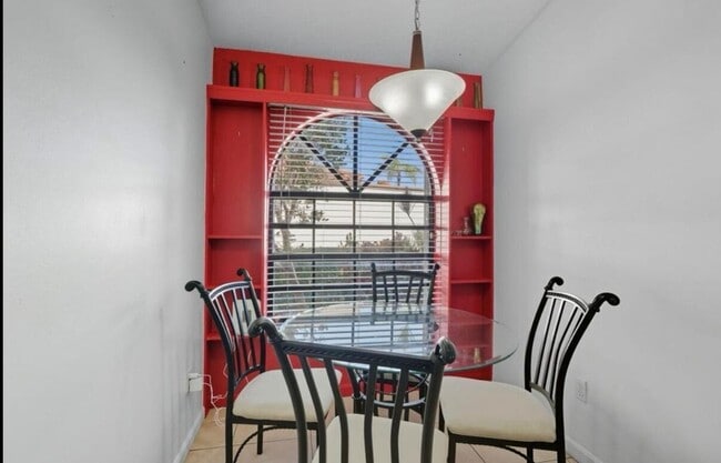 Foto del edificio - 13526 Fountain View Blvd