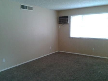 Building Photo - 770 Carro Dr