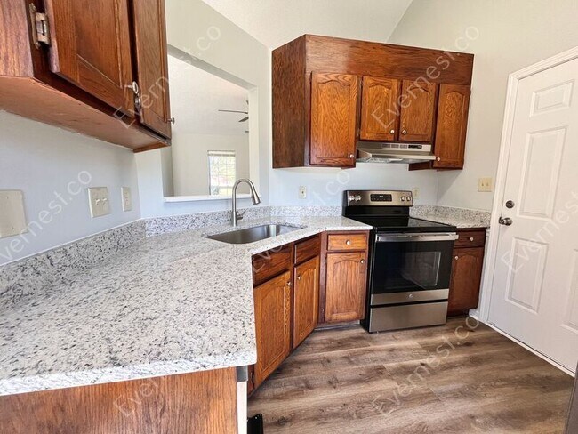 Building Photo - 4588 Lands End Ct SW