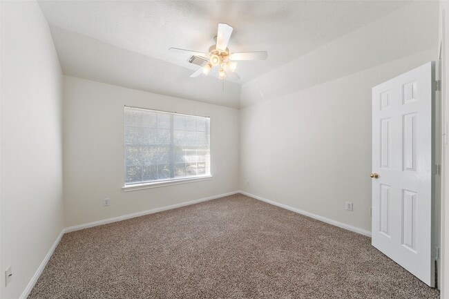 Foto del edificio - 14213 Stone Bluff Ln
