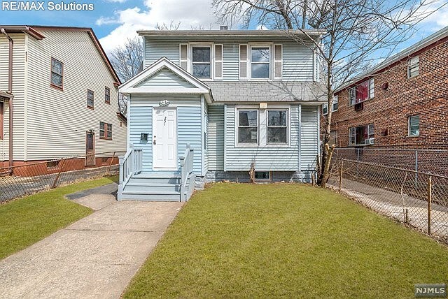 Primary Photo - 249 Weequahic Ave
