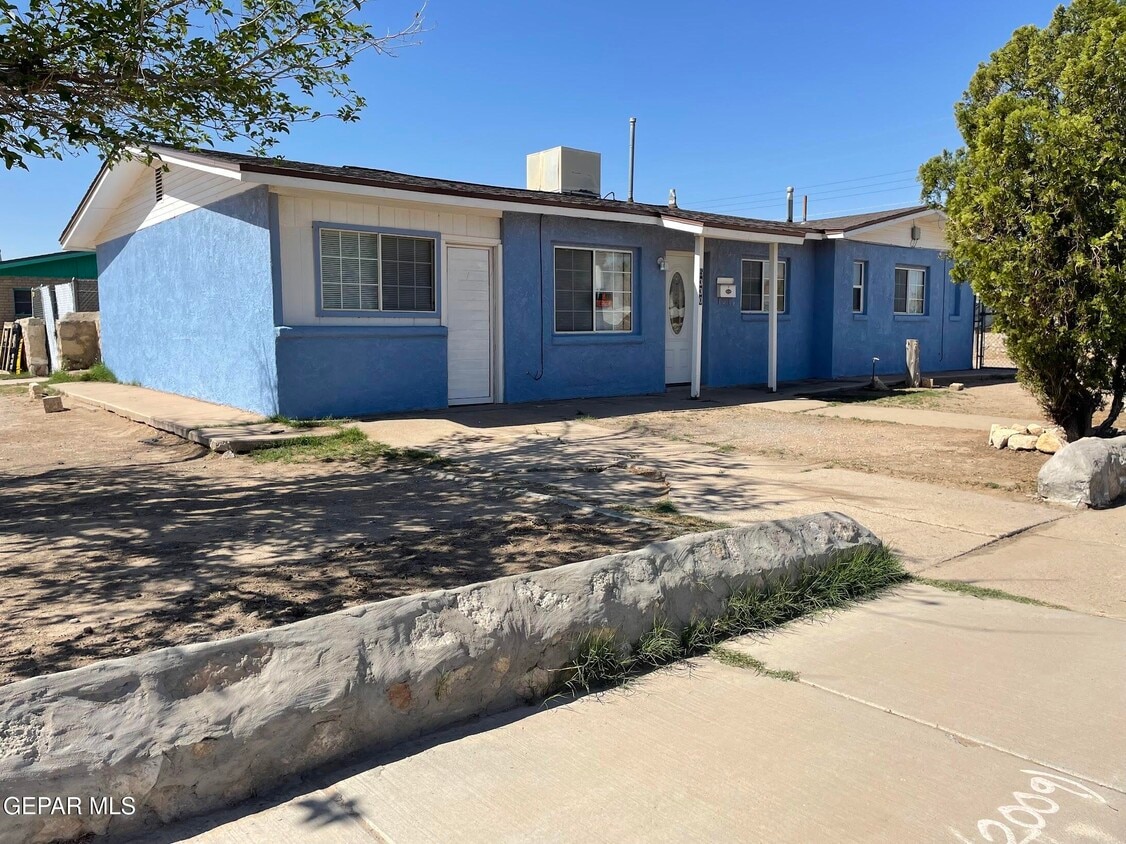 Primary Photo - 5330 Delta Dr