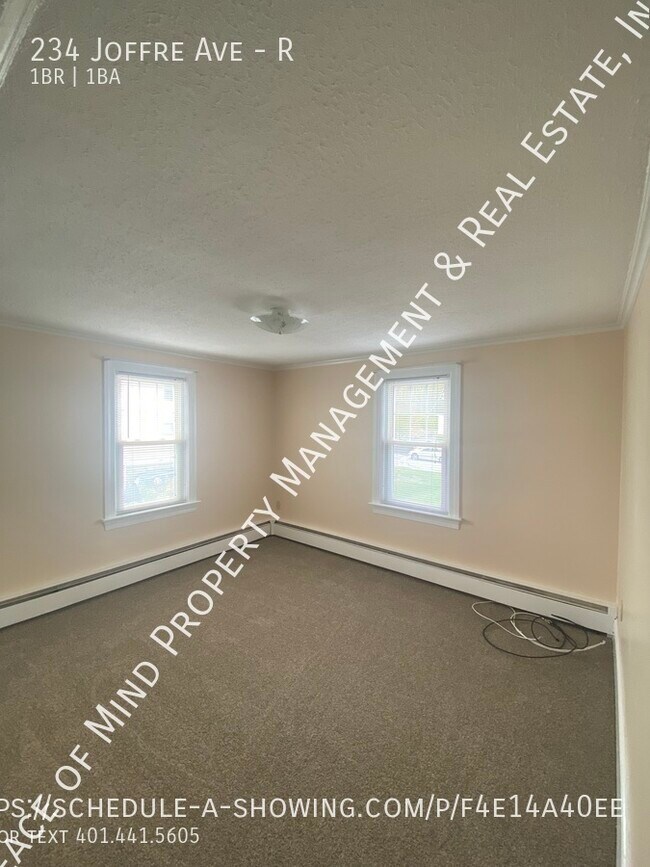 Building Photo - 1 Bedroom/1 Bath for $1,250 including Heat/HW