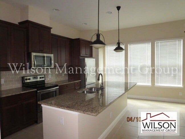 Building Photo - 3 br, 3.5 bath House - 128 Boardwalk Avenue