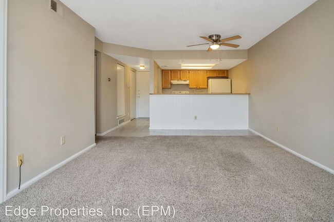 Building Photo - 491 S Kalispell Way