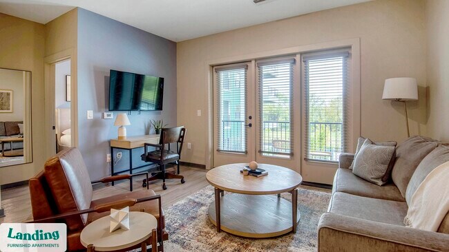 Foto del edificio - 645 N Front St