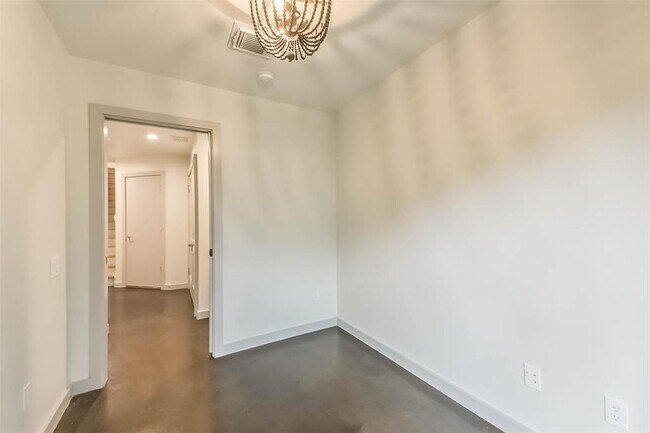 Foto del edificio - 2804 Jackson St