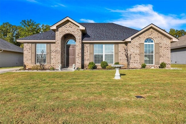 Building Photo - 54 Spinning Wheel Dr