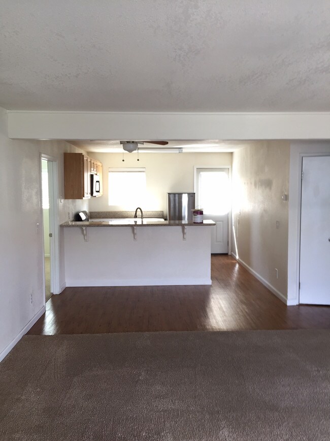 Building Photo - 21321 Golden Hills Blvd