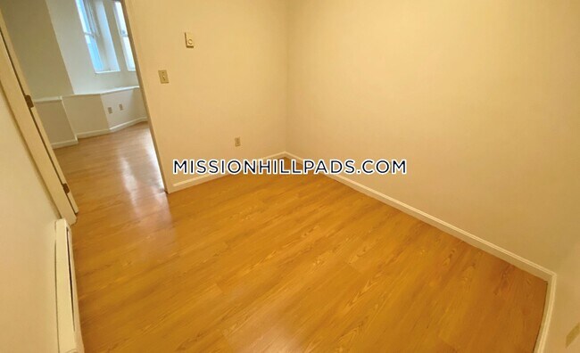 Foto del edificio - 2 Shepherd Ave