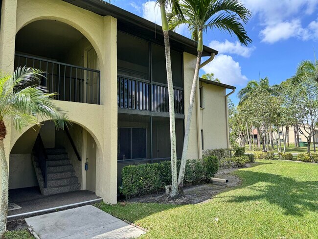 Foto del edificio - 539 Shady Pine Way