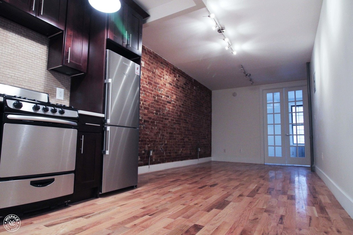 Foto principal - 681 Classon Ave
