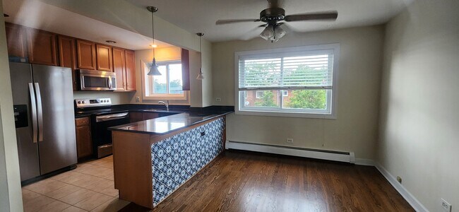 Building Photo - 4842 Conrad St