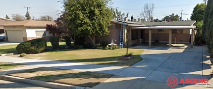 Building Photo - 1034 Oak Ave