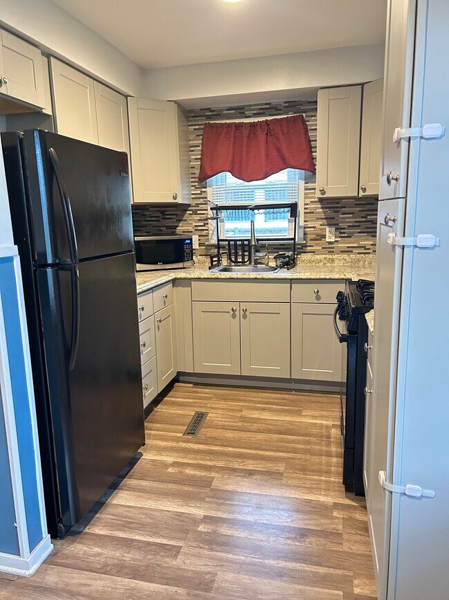 Foto del edificio - 28069 Brentwood St