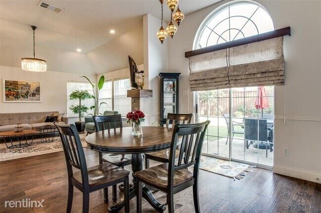 Foto del edificio - 4 br, 2 bath House - 9612 Sean Dr