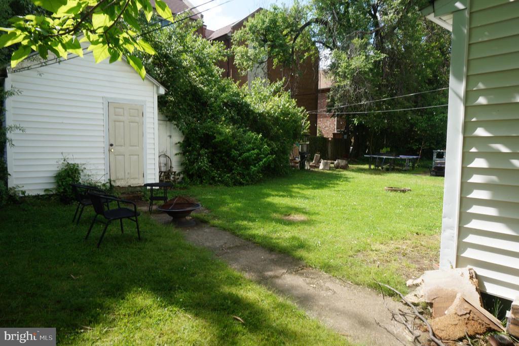 Foto principal - 1106 N Stuart St