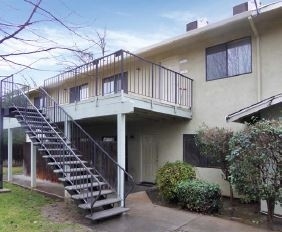 Building Photo - Rose Court Apartments